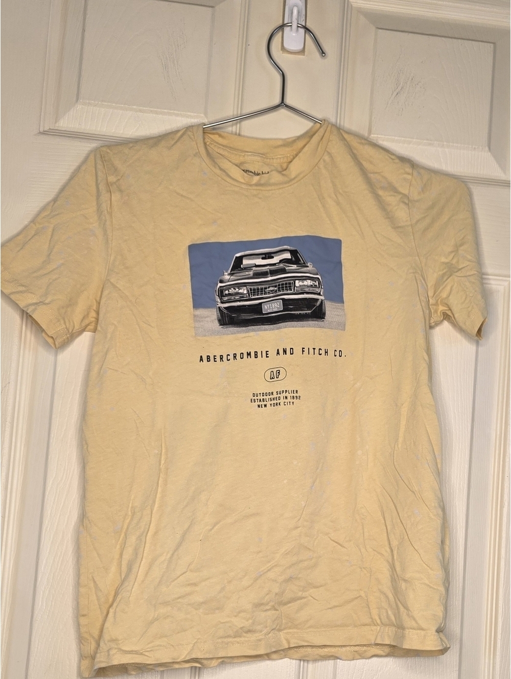 Abercrombie Kids Yellow Graphic T-Shirt Size 15/16